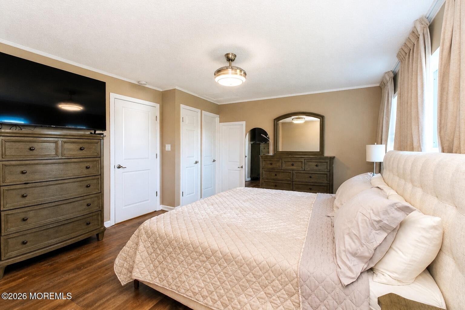 56 Farnham Square Sayreville NJ 08859