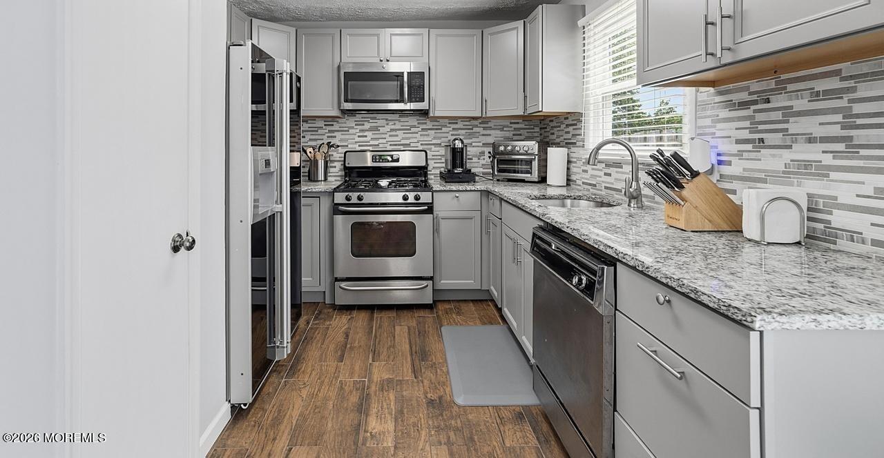 60 Hickory Court Jamesburg NJ 08831