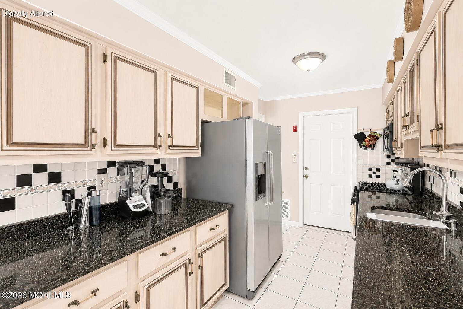 76 Lexington Circle Matawan NJ 07747