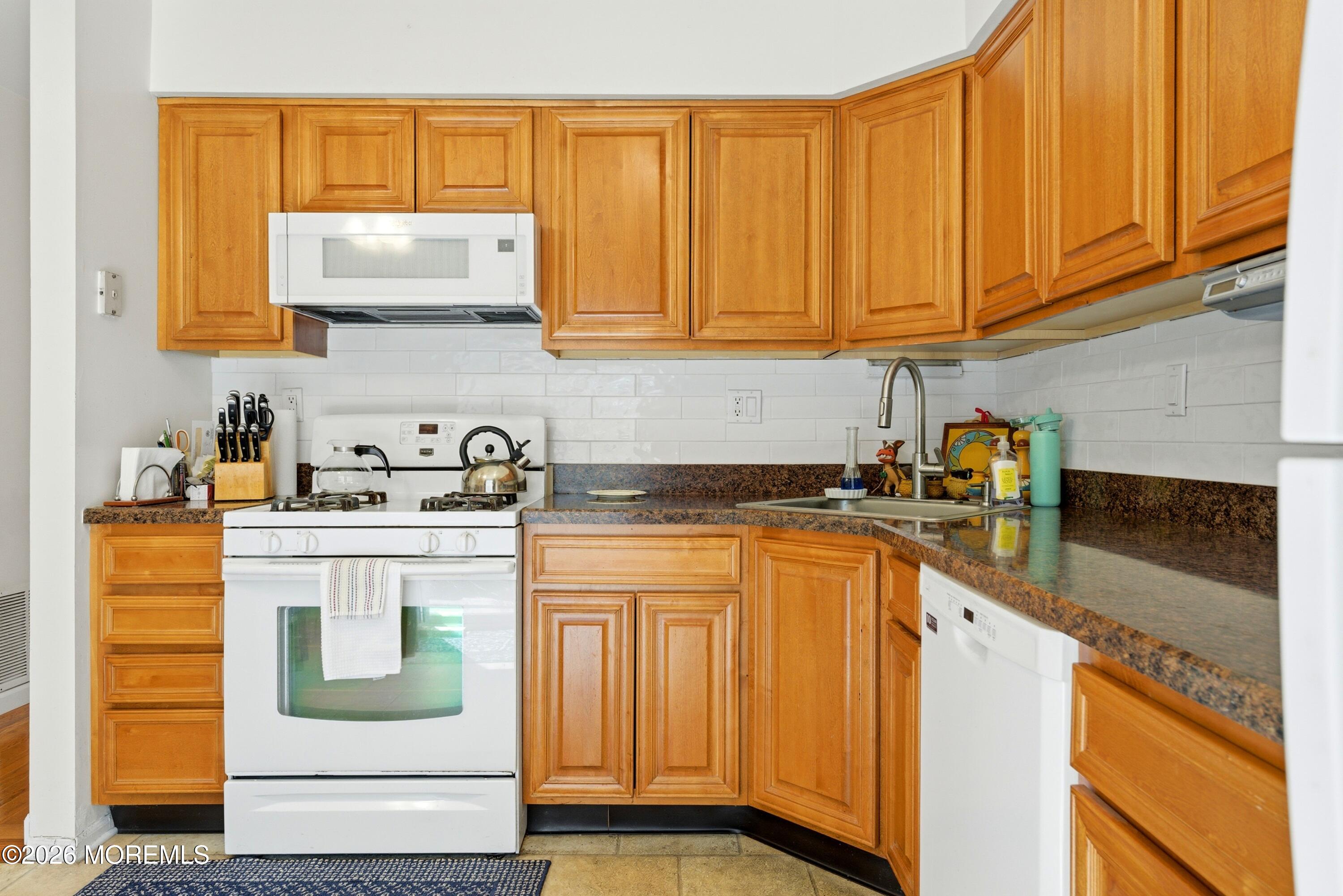 26 Alameda Court Eatontown NJ 07724