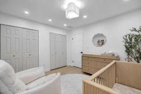 76 Chestnut Way Manalapan NJ 07726
