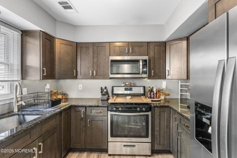 39 Shilling Way Jackson NJ 08527