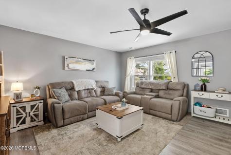 39 Shilling Way Jackson NJ 08527