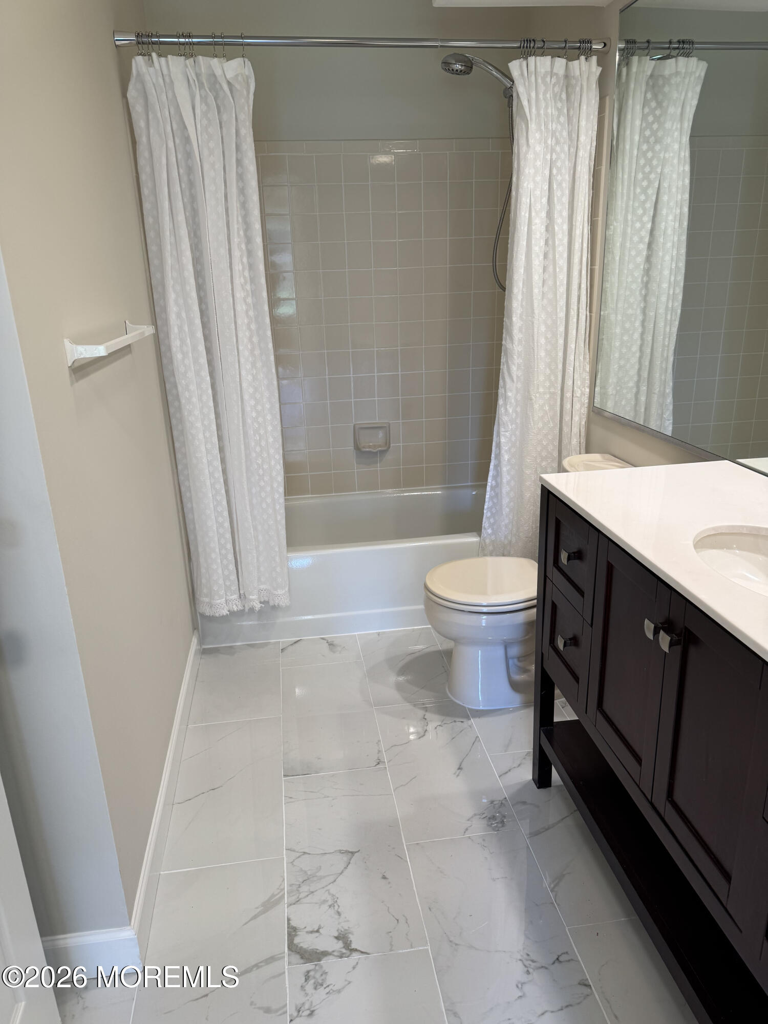 395 Brookview Court Howell NJ 07731