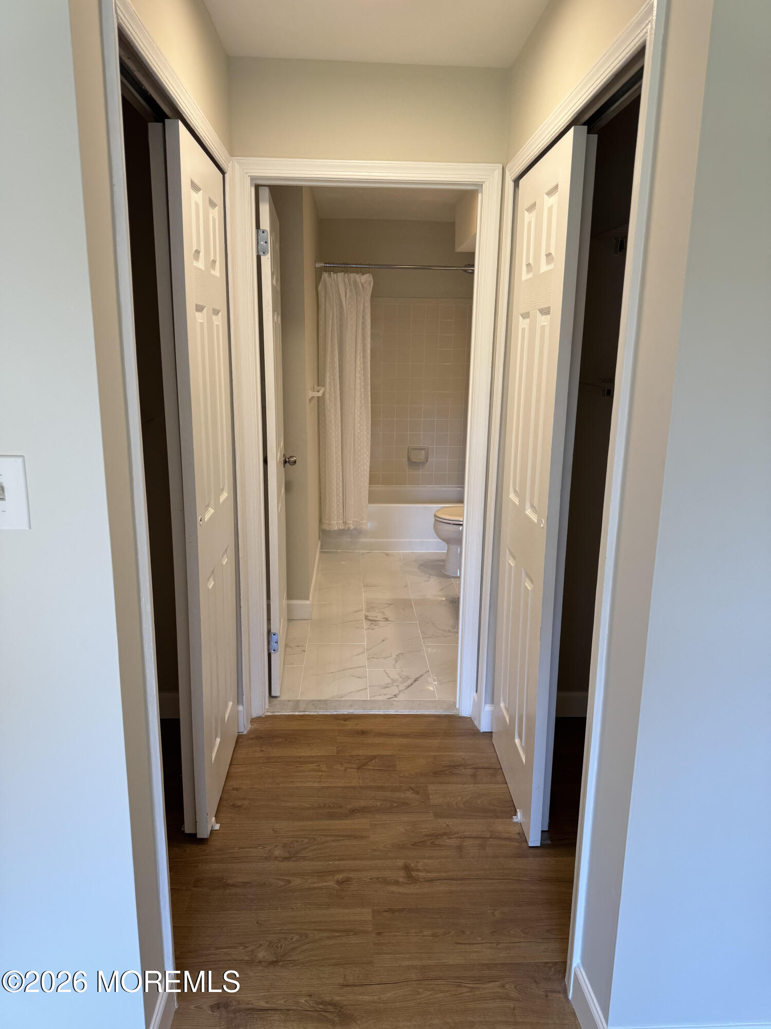 395 Brookview Court Howell NJ 07731