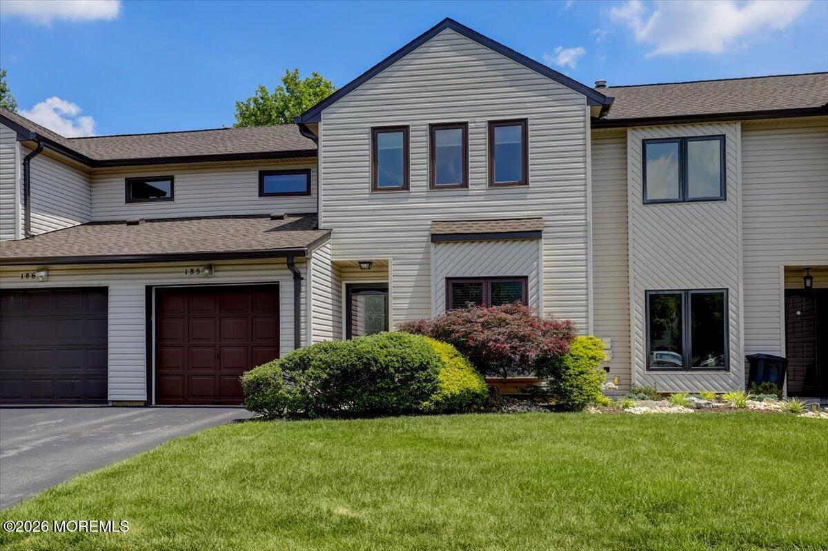 185 Pear Drive Marlboro NJ 07746