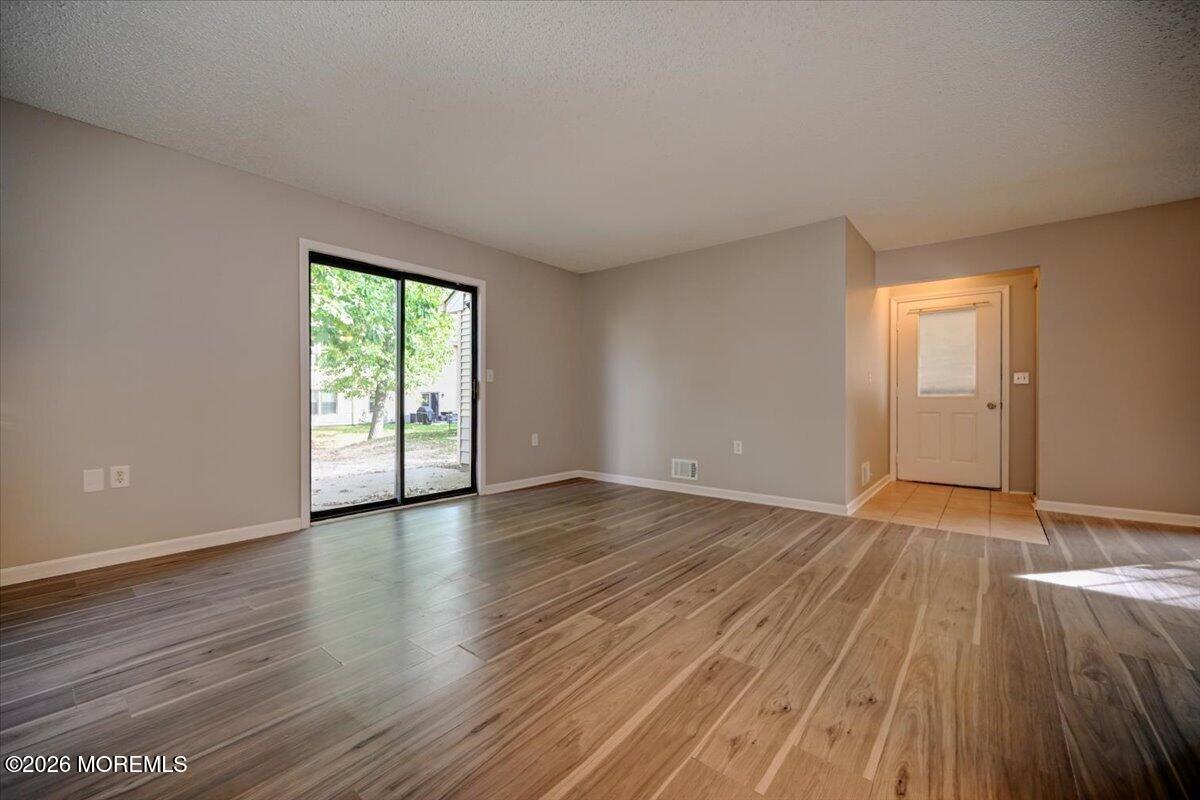 1304 Violet Lane Jackson NJ 08527