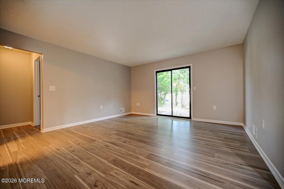 1304 Violet Lane Jackson NJ 08527