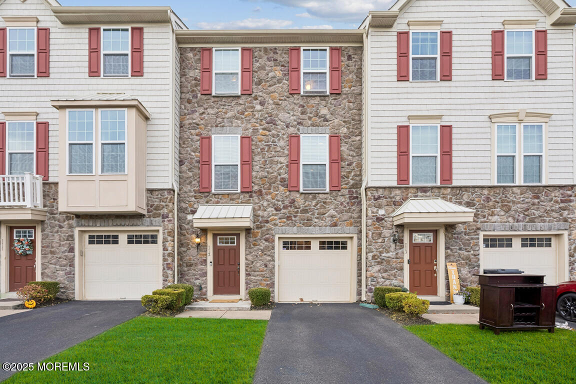 112 Phillip E Frank Way Aberdeen NJ 07721