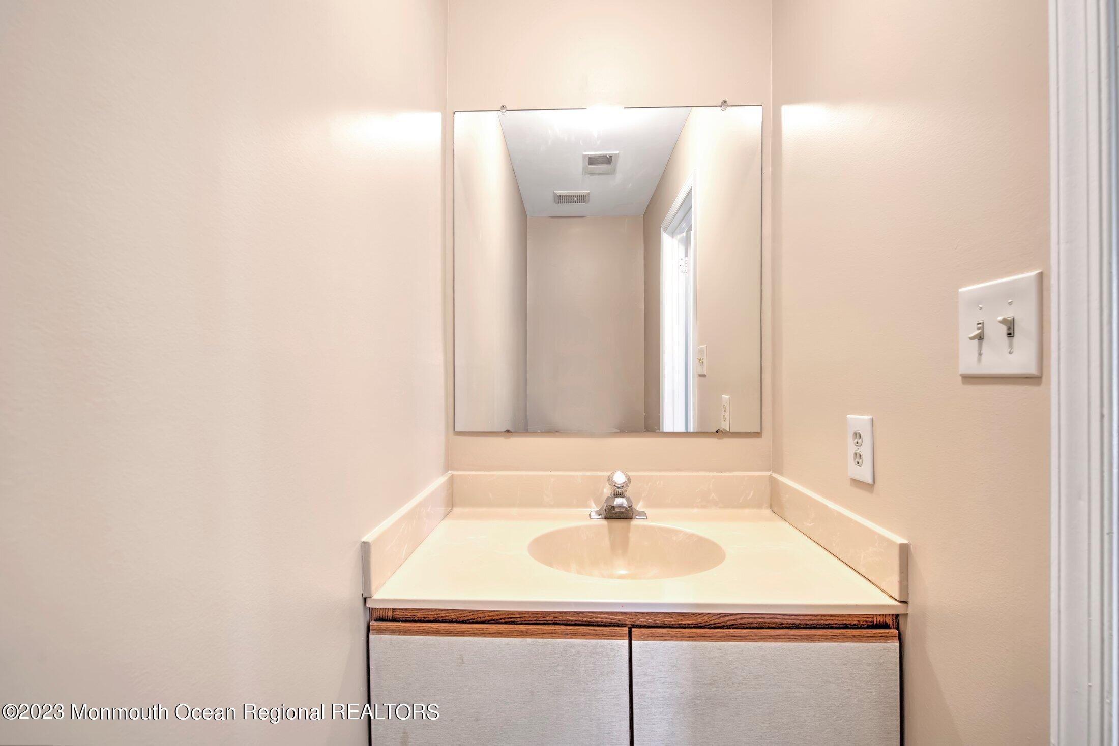 7 Stuart Drive Freehold NJ 07728