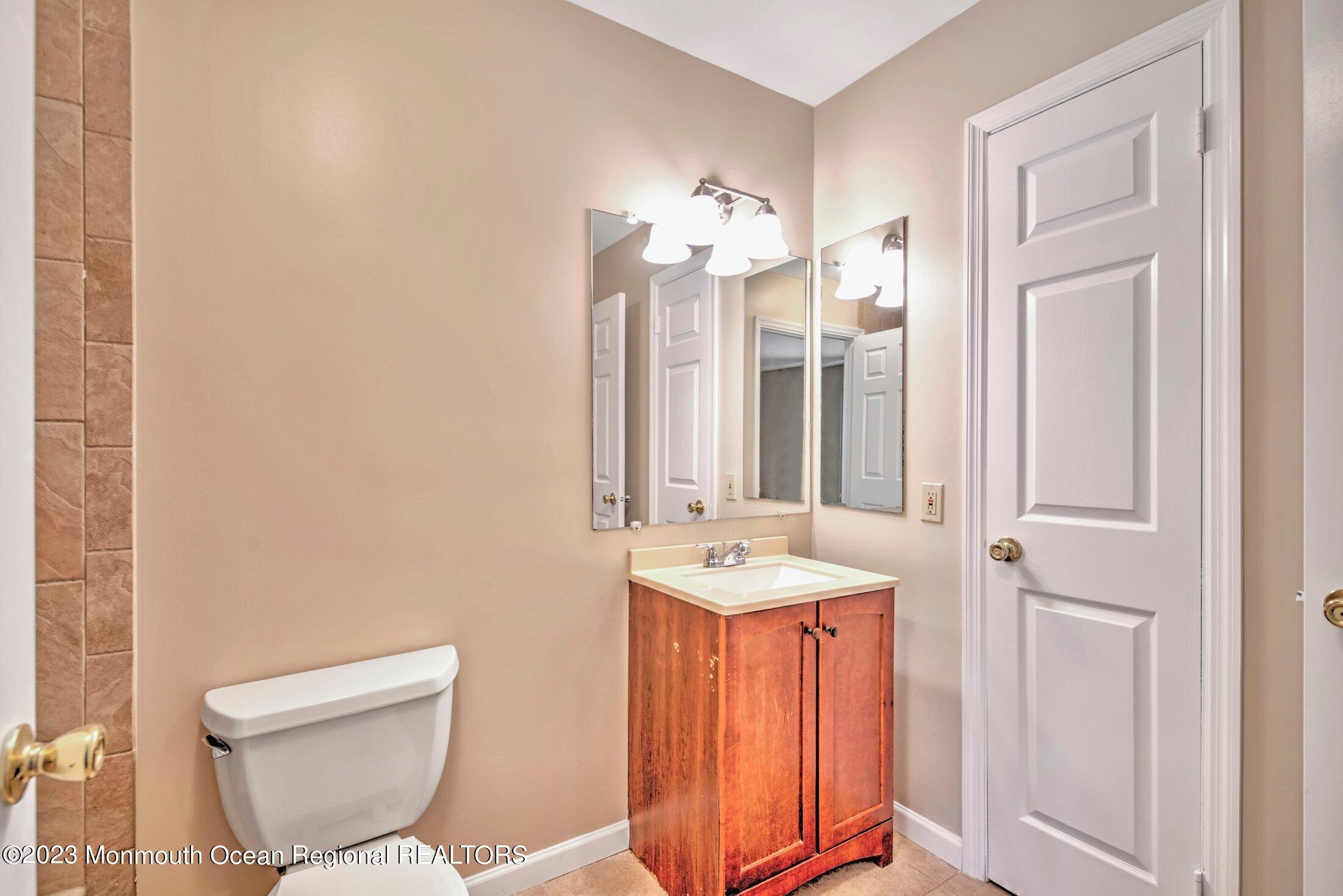 7 Stuart Drive Freehold NJ 07728