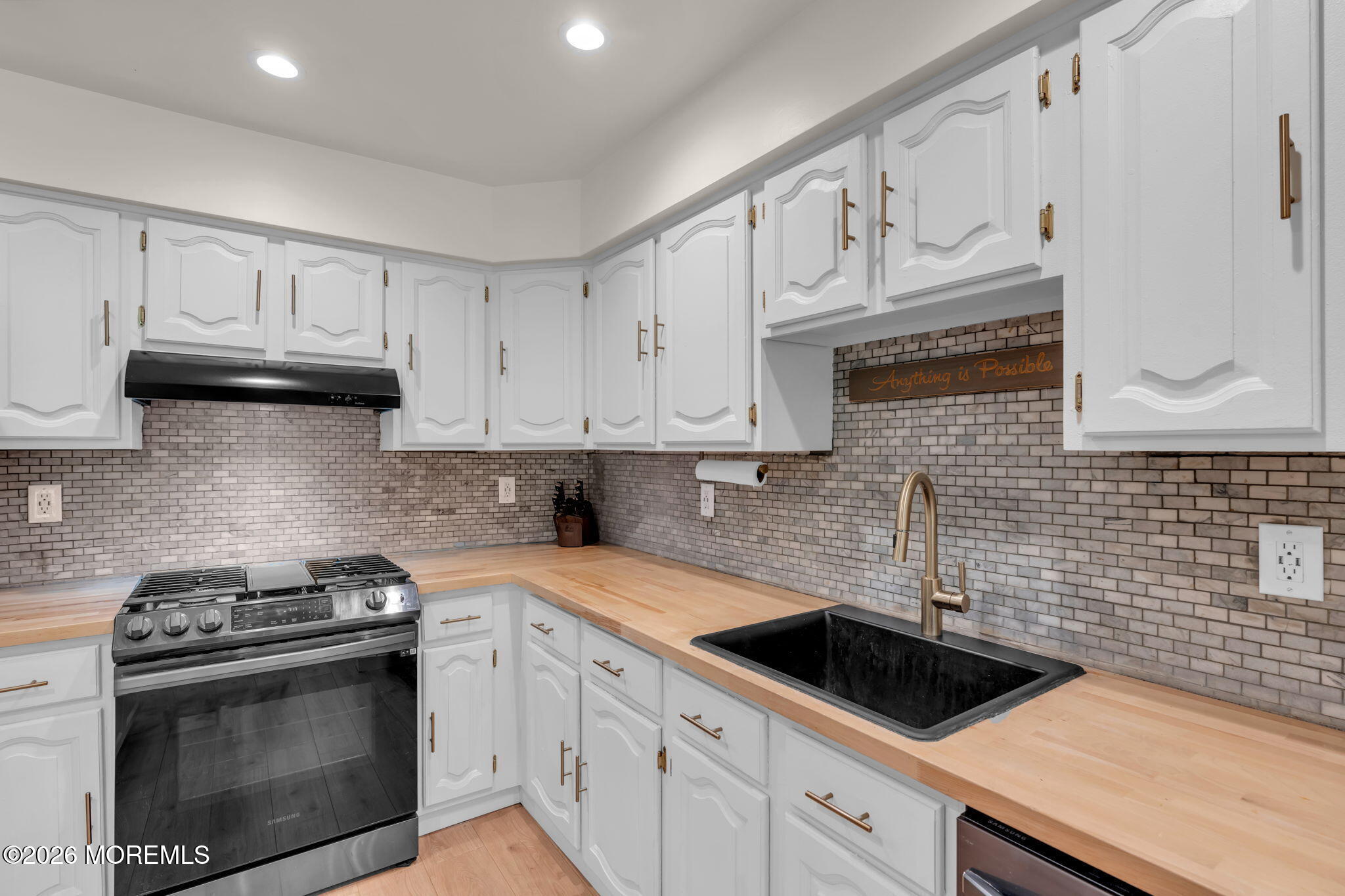 56 Inverness Court Matawan NJ 07747