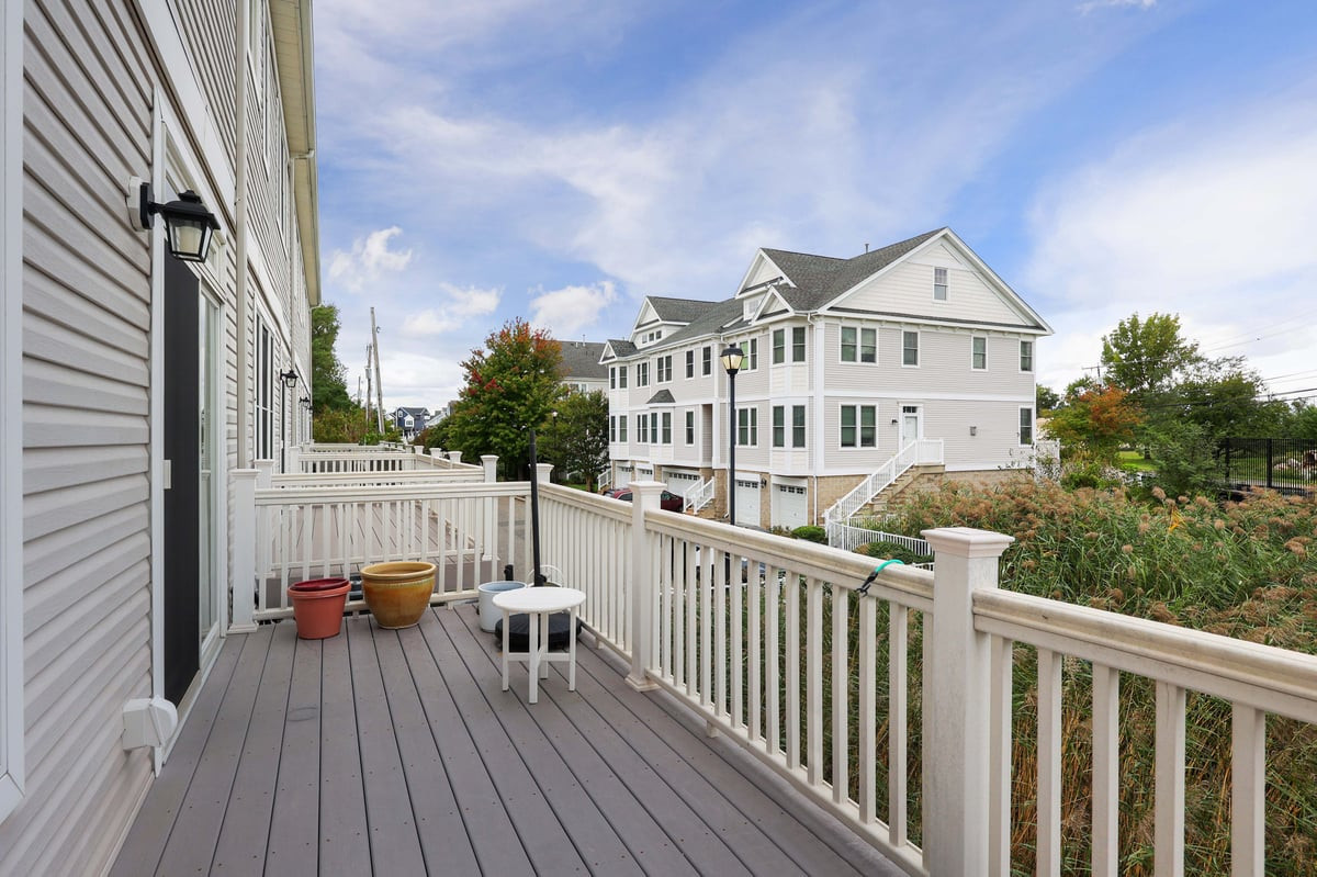 607 Park Avenue Port Monmouth NJ 07758