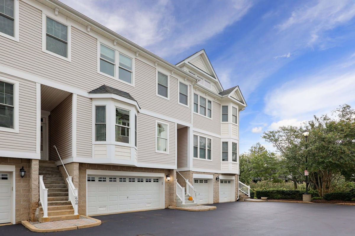 607 Park Avenue Port Monmouth NJ 07758
