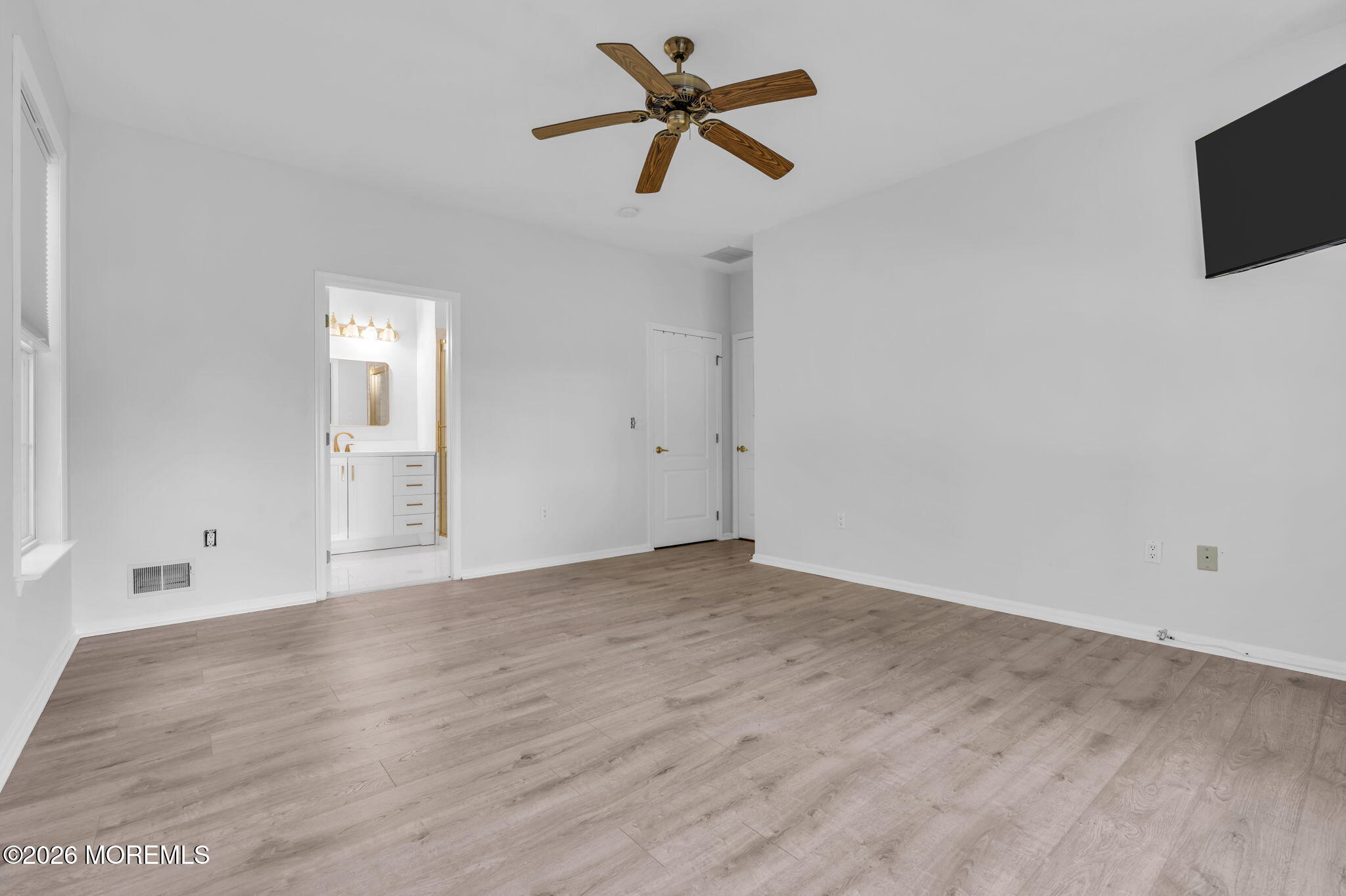 122 Greenlawns Drive Lakewood NJ 08701