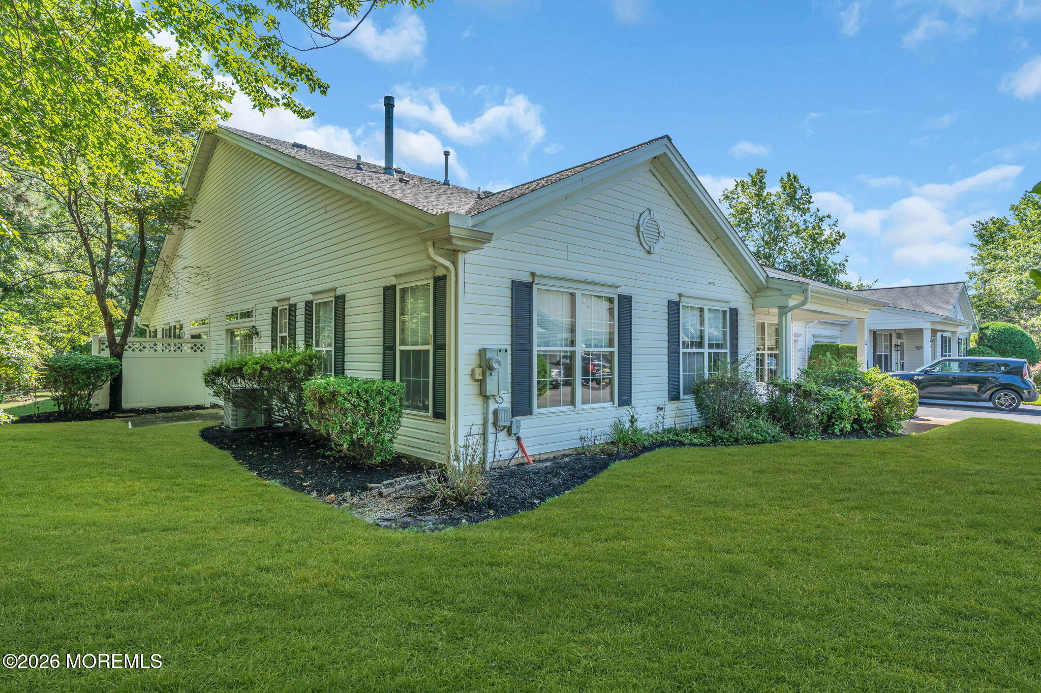 122 Greenlawns Drive Lakewood NJ 08701