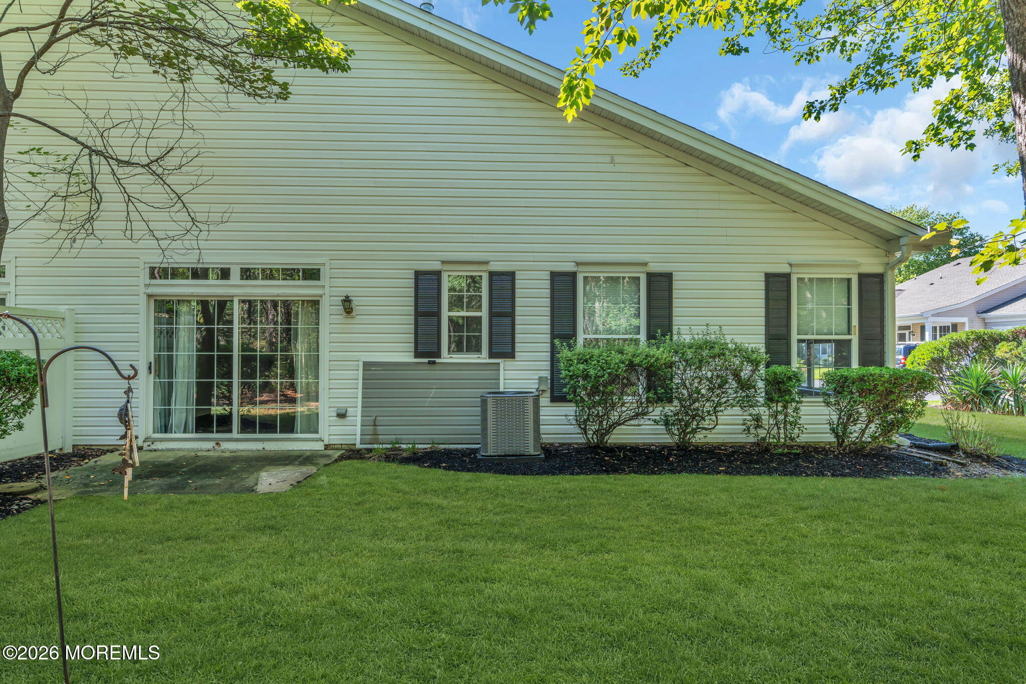 122 Greenlawns Drive Lakewood NJ 08701