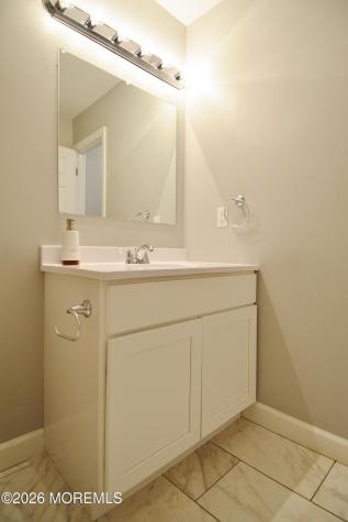 8 Colonial Court Jackson NJ 08527