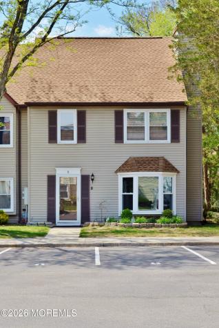 8 Colonial Court Jackson NJ 08527