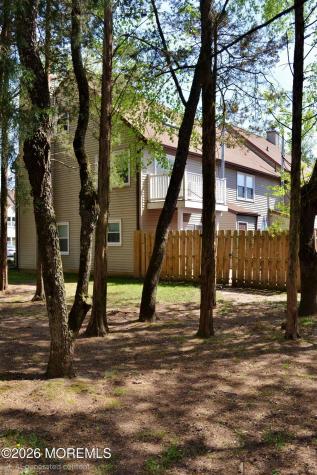 8 Colonial Court Jackson NJ 08527