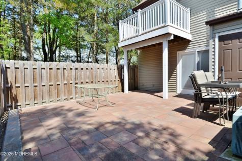 8 Colonial Court Jackson NJ 08527
