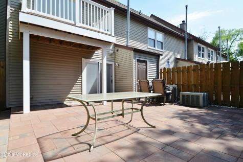 8 Colonial Court Jackson NJ 08527