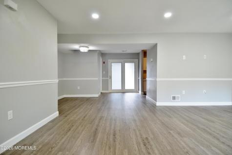 8 Colonial Court Jackson NJ 08527