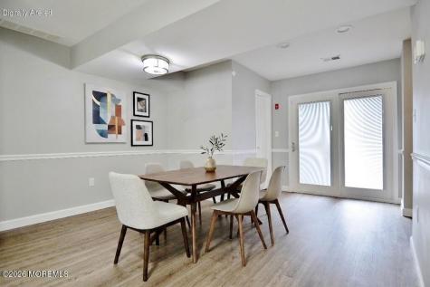 8 Colonial Court Jackson NJ 08527