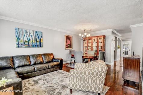 30 Remington Drive Freehold NJ 07728