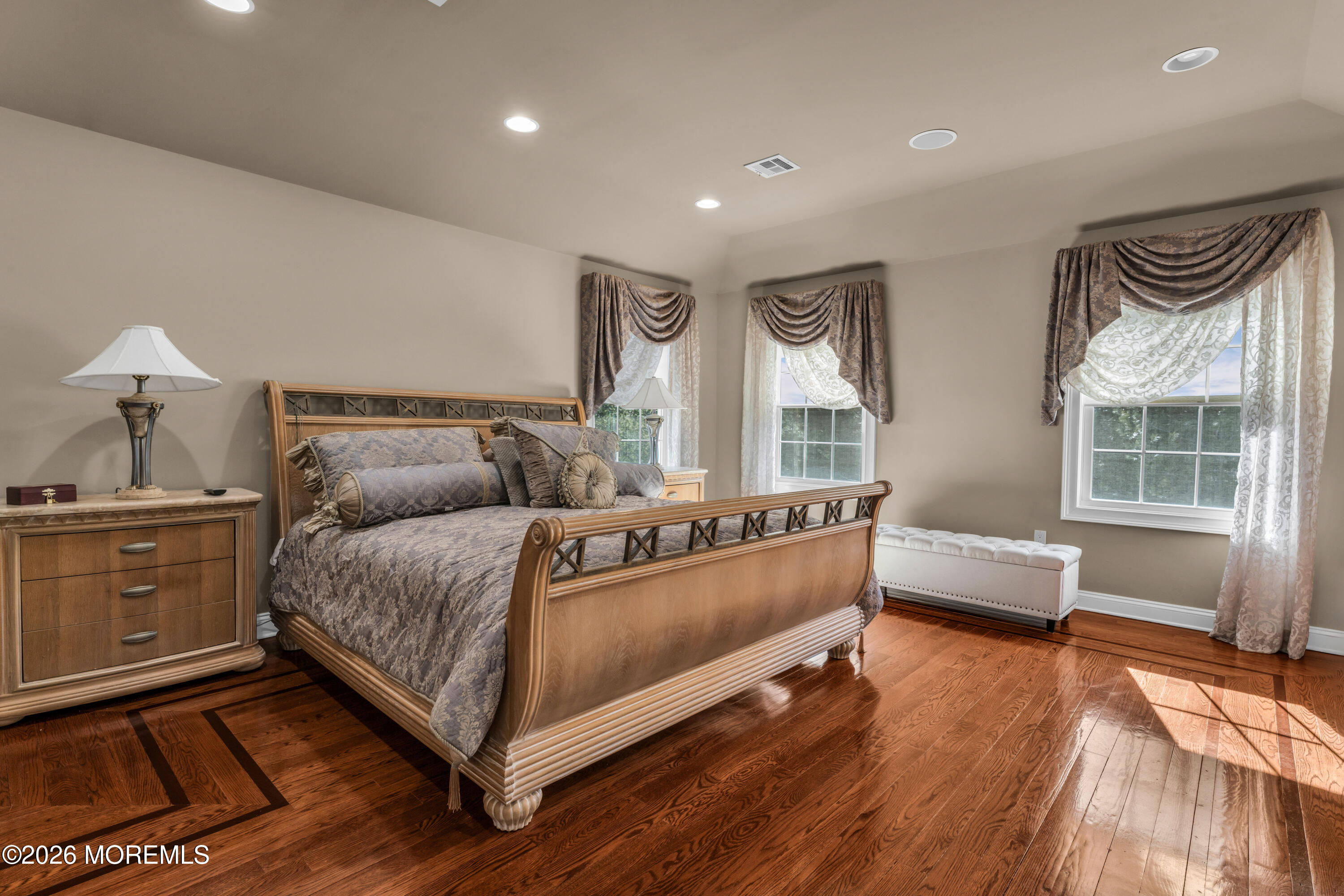 12 White Oak Lane Aberdeen NJ 07747