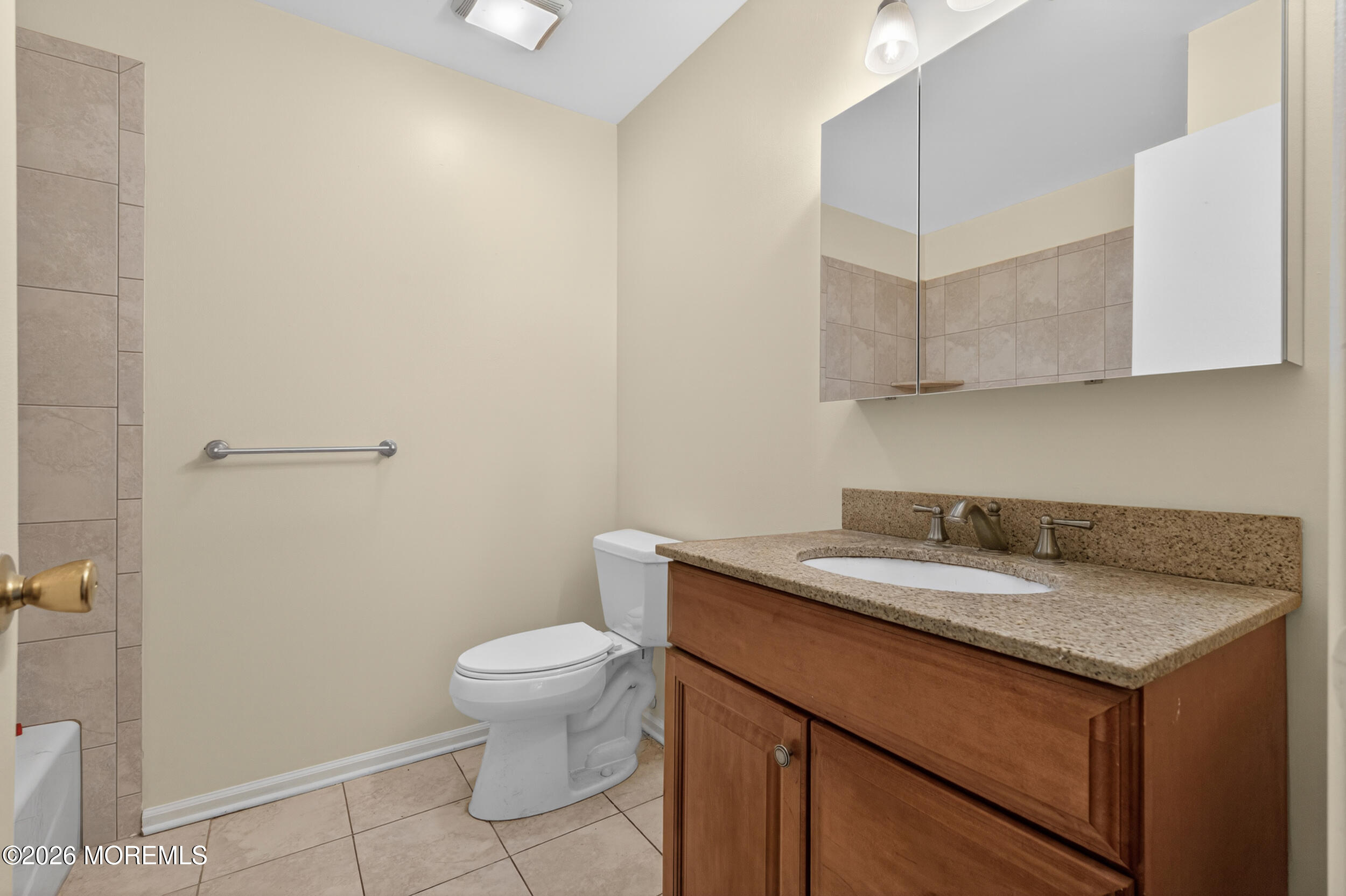 2101 Bayhead Drive Parlin NJ 08859