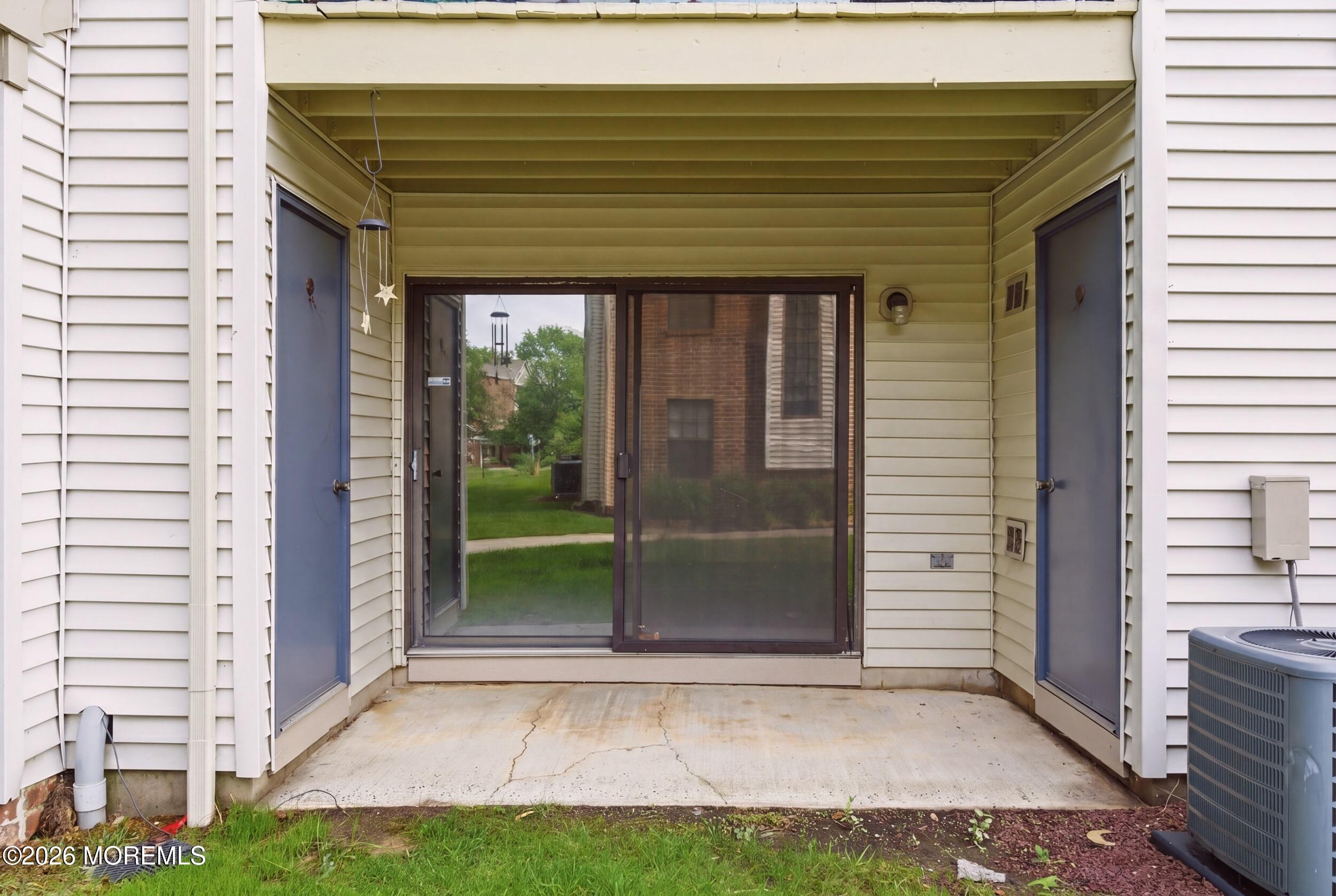 2101 Bayhead Drive Parlin NJ 08859