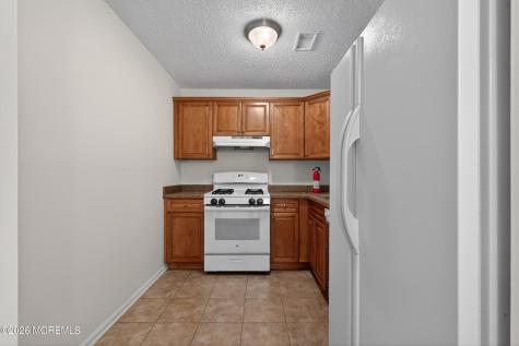 2101 Bayhead Drive Parlin NJ 08859