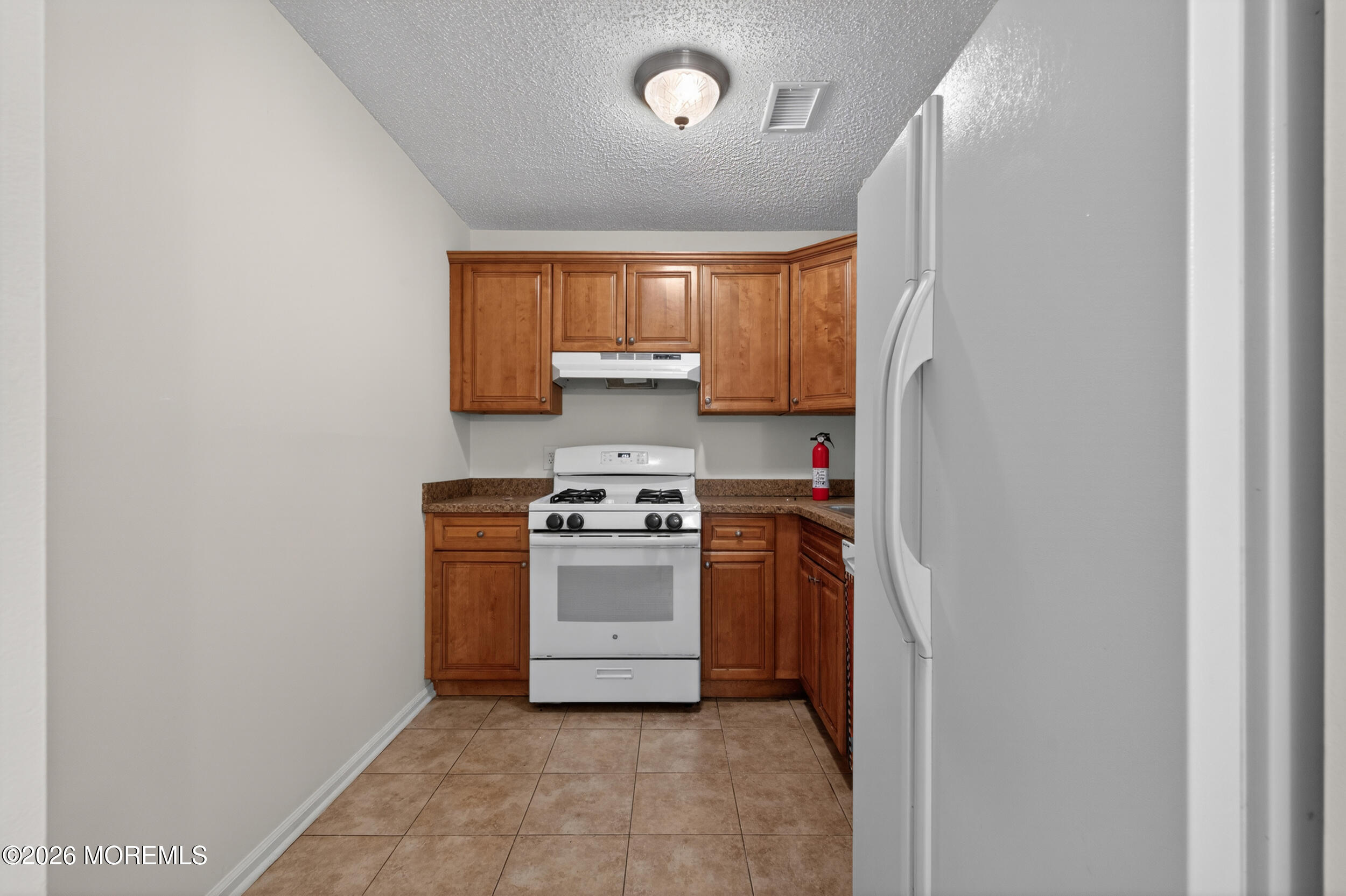 2101 Bayhead Drive Parlin NJ 08859