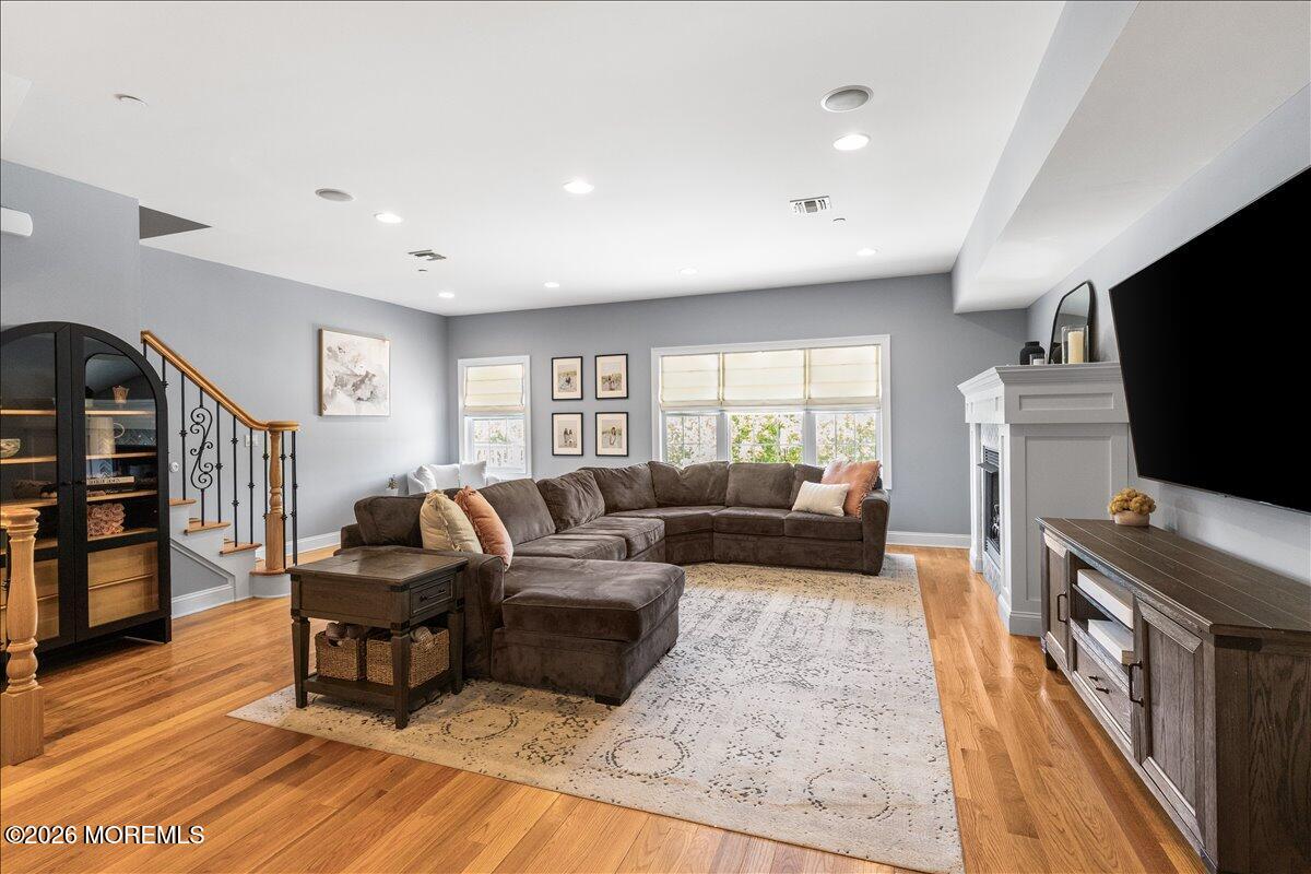 31 White Oak Lane Aberdeen NJ 07747
