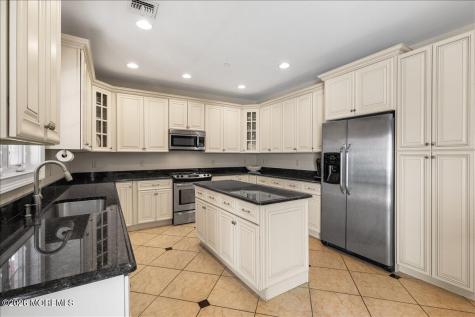 31 White Oak Lane Aberdeen NJ 07747