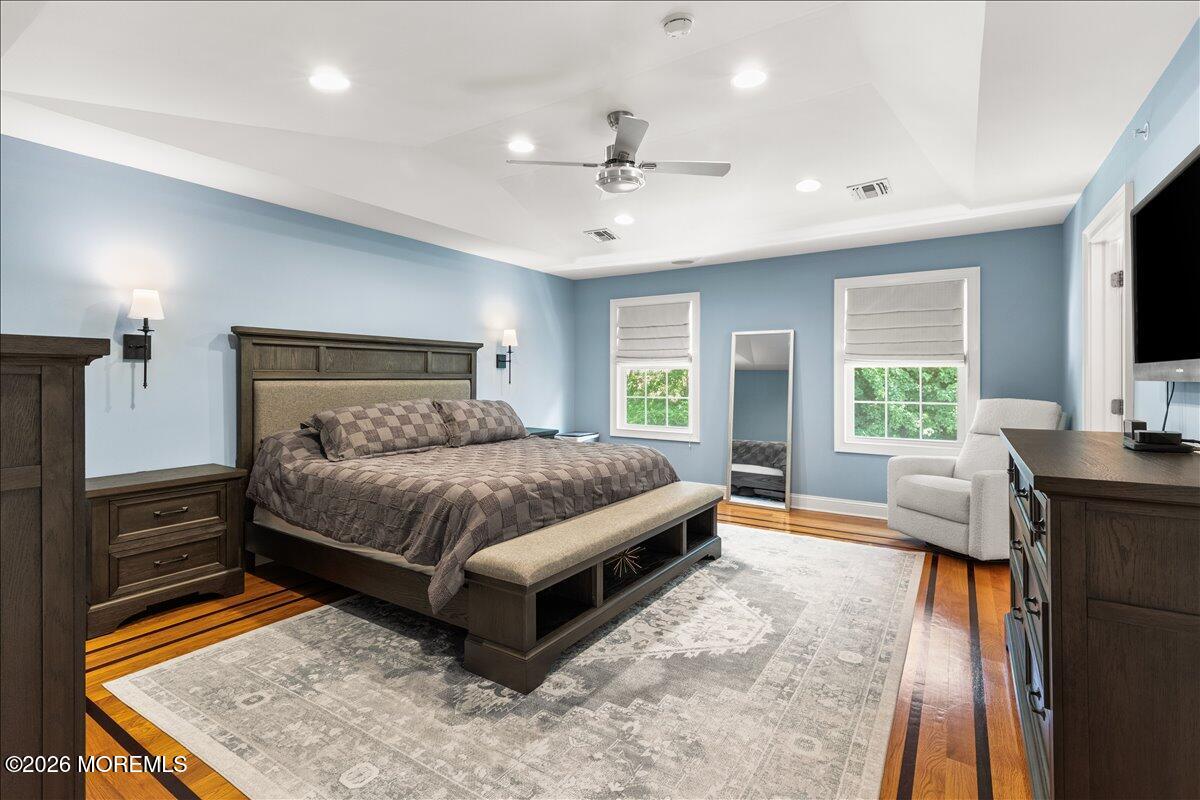 31 White Oak Lane Aberdeen NJ 07747