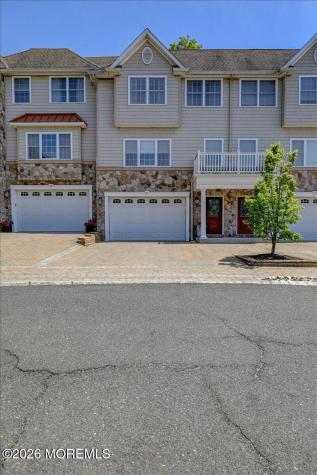 31 White Oak Lane Aberdeen NJ 07747