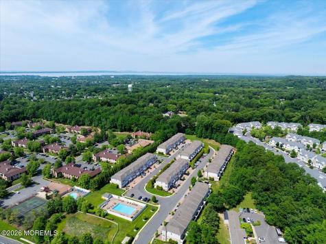 31 White Oak Lane Aberdeen NJ 07747