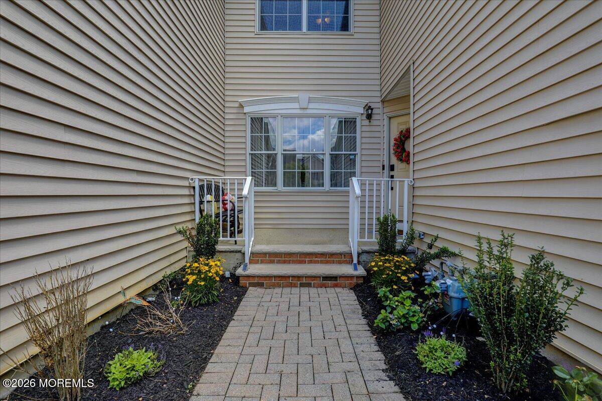 38 Smock Court Manalapan NJ 07726