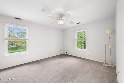 8 Lafayette Court North Brunswick NJ 08902