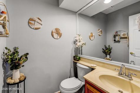 284 Elmwood Court Howell NJ 07731