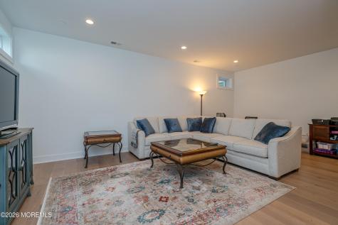 12 Linder Court Middletown NJ 07748