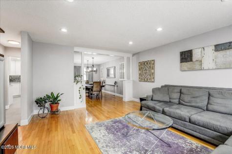 30 Dortmunder Drive Manalapan NJ 07726