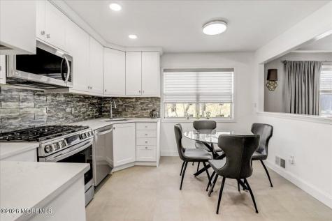 30 Dortmunder Drive Manalapan NJ 07726
