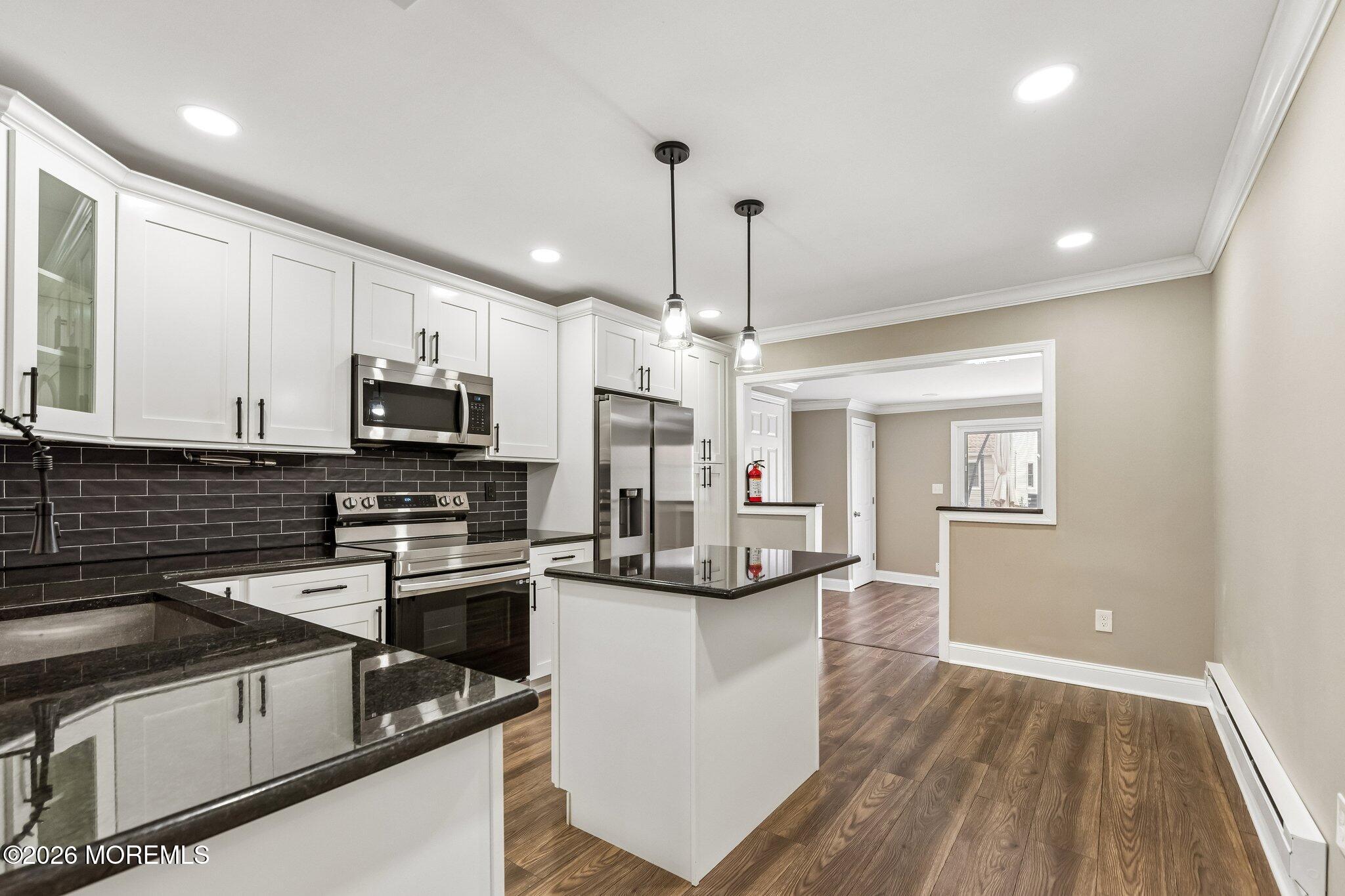 139 Wein Market Freehold NJ 07728