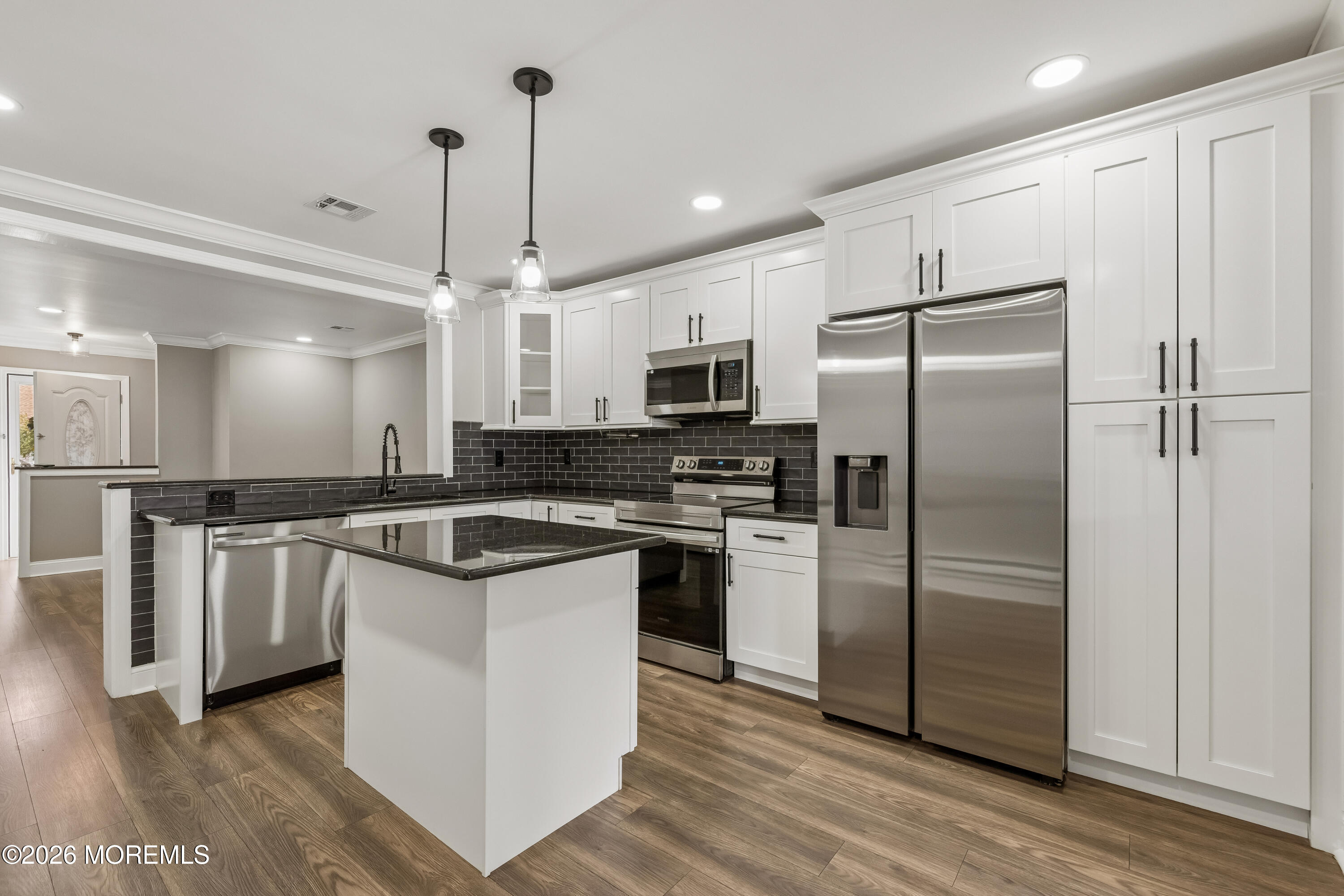 139 Wein Market Freehold NJ 07728