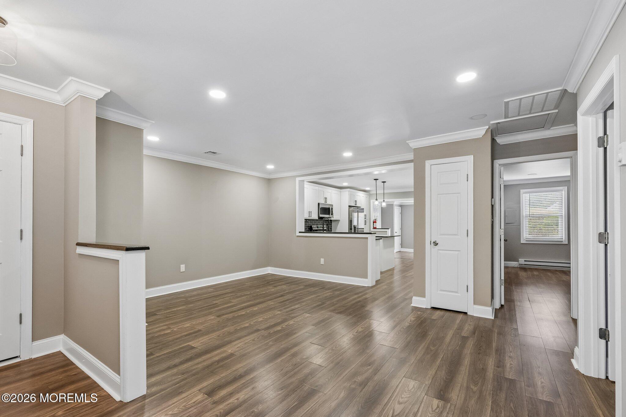139 Wein Market Freehold NJ 07728