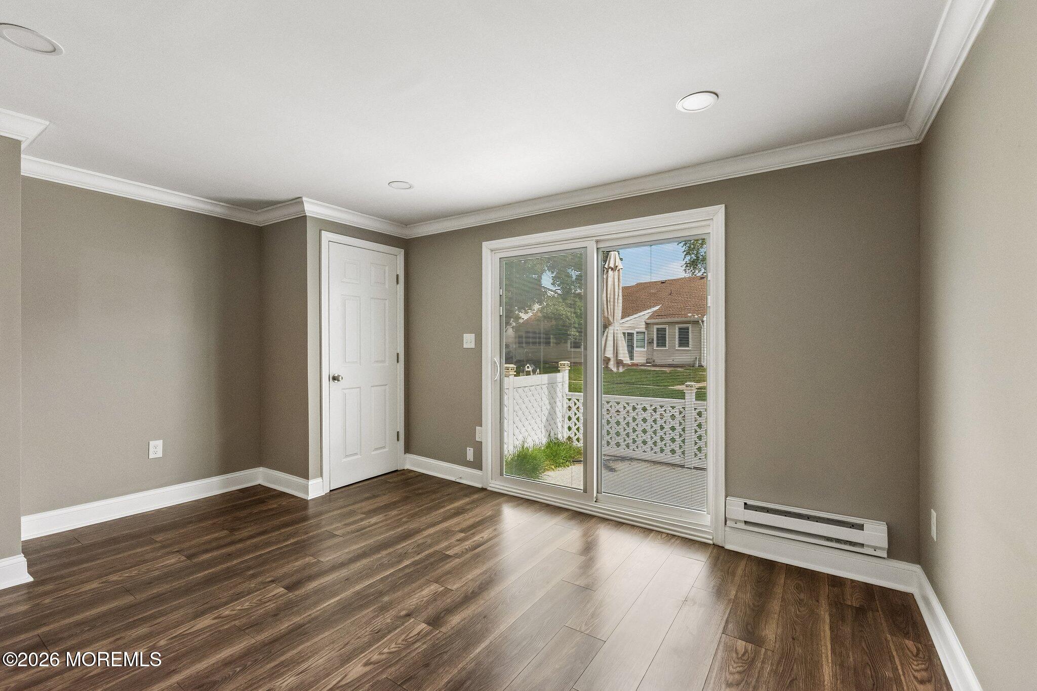 139 Wein Market Freehold NJ 07728