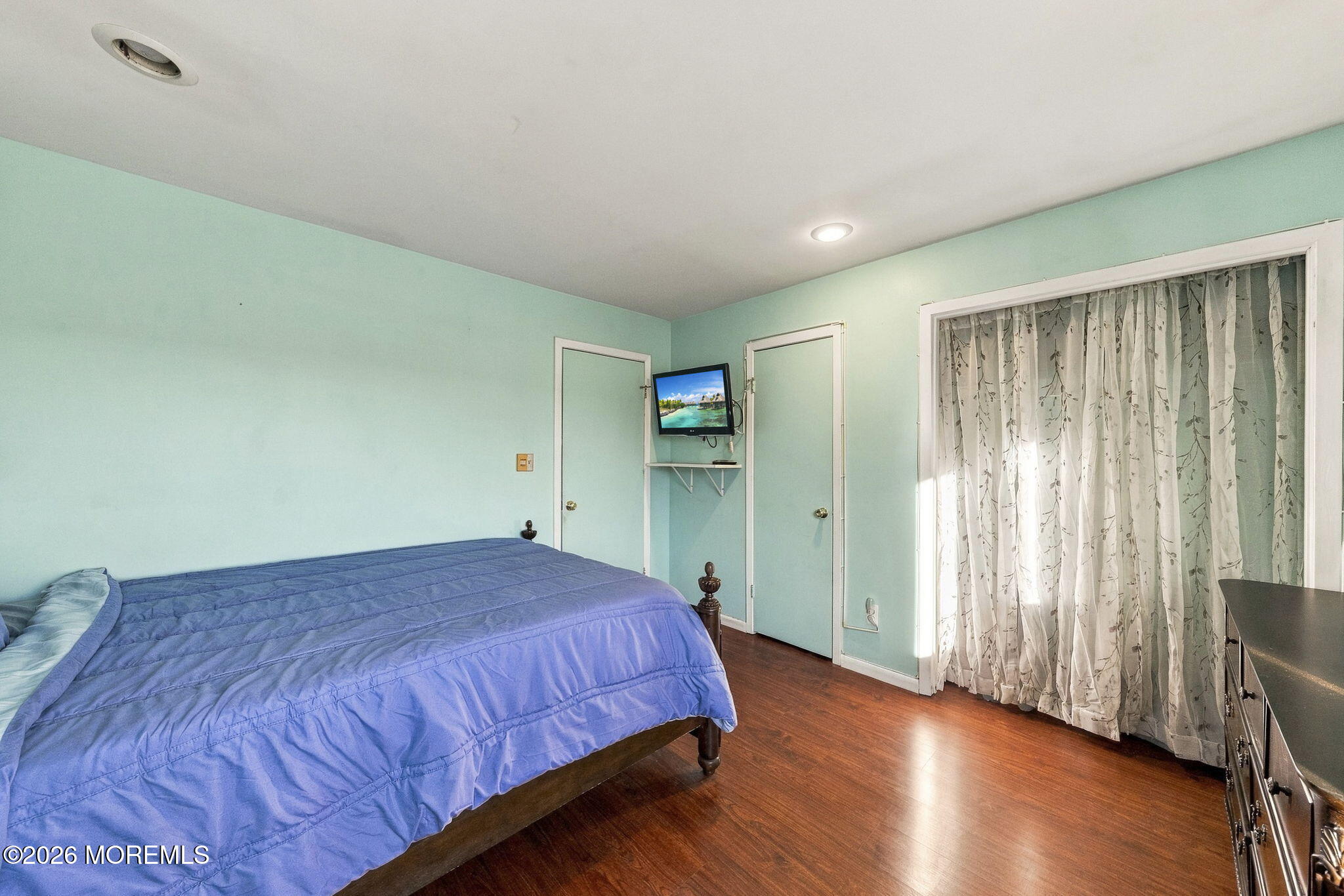 221 Longwood Drive Manalapan NJ 07726